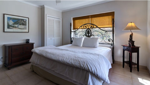 Hut Pointe Inn accommodations